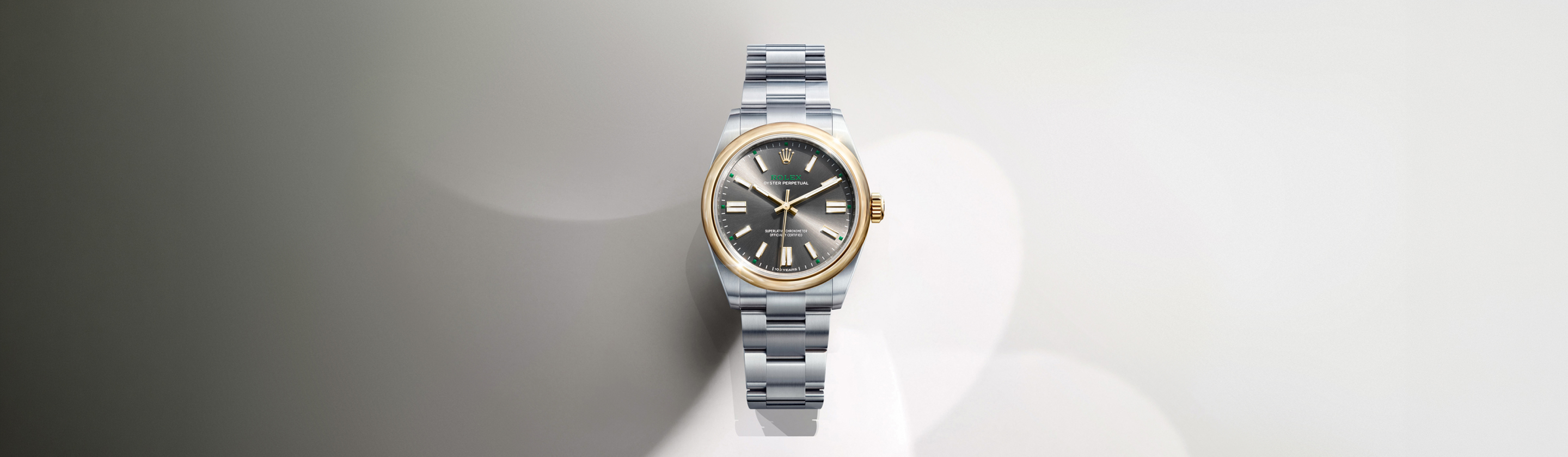 rolex-oyster-perpetual-cover-m134303-0001-landscape