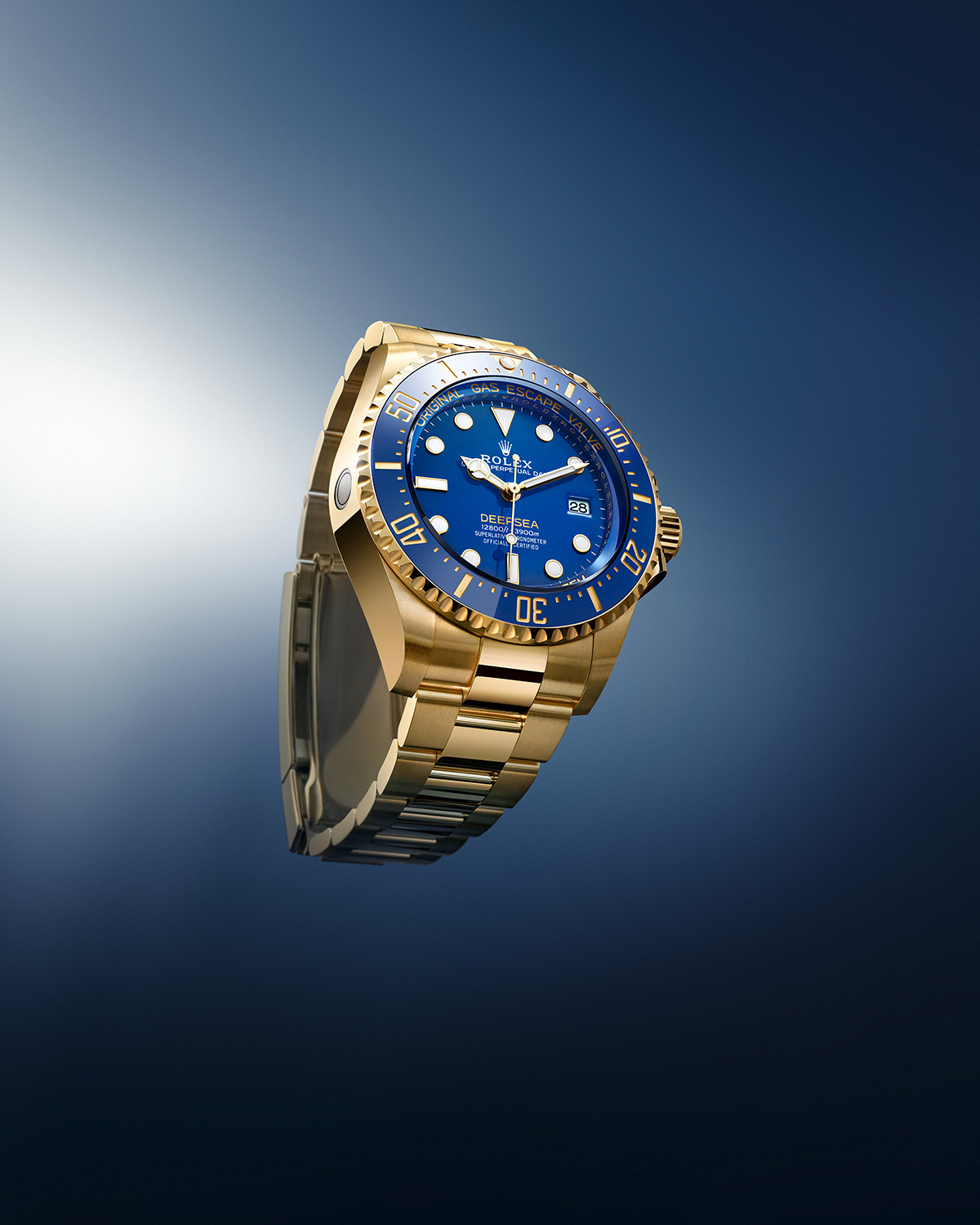 rolex-new-watches-2024-deepsea-watch-of-the-deep_M136668LB-0001_2401jva_003_rvb