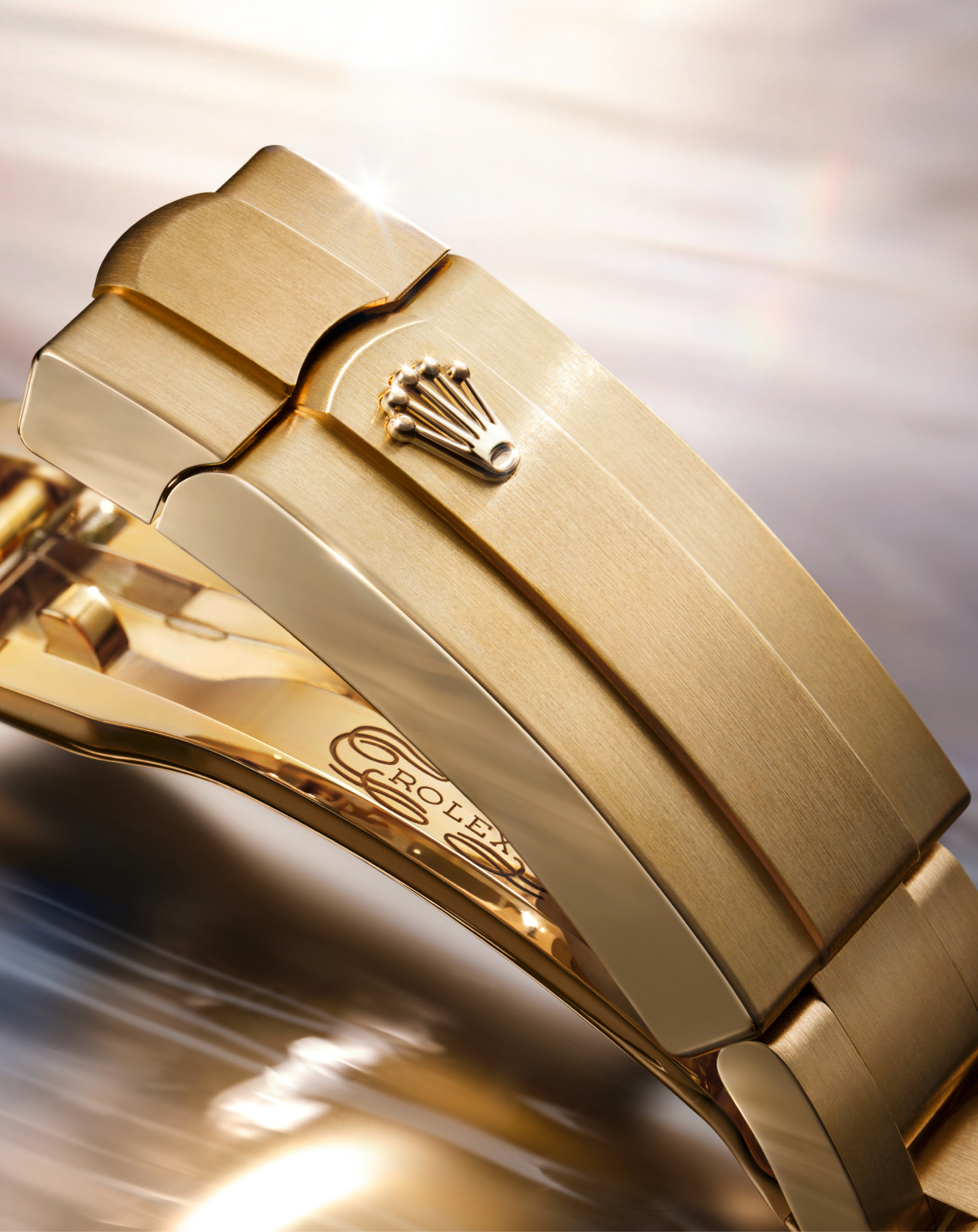 rolex-new-watches-2026-the-oyster-perpetual-28-and-34-m124205-0002-and-m276208-0002-oyster-bracelet-landscape