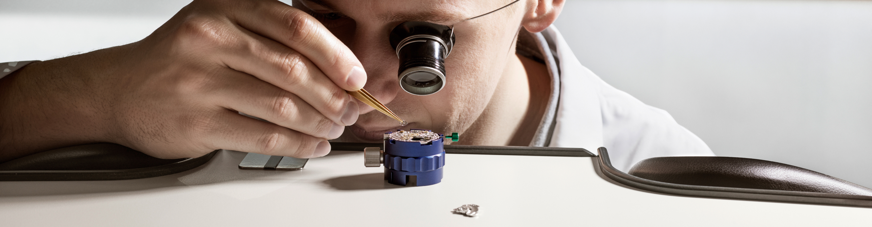 rolex-cpo-rolex-certification-cover-cpo-2403fb_0007-landscape